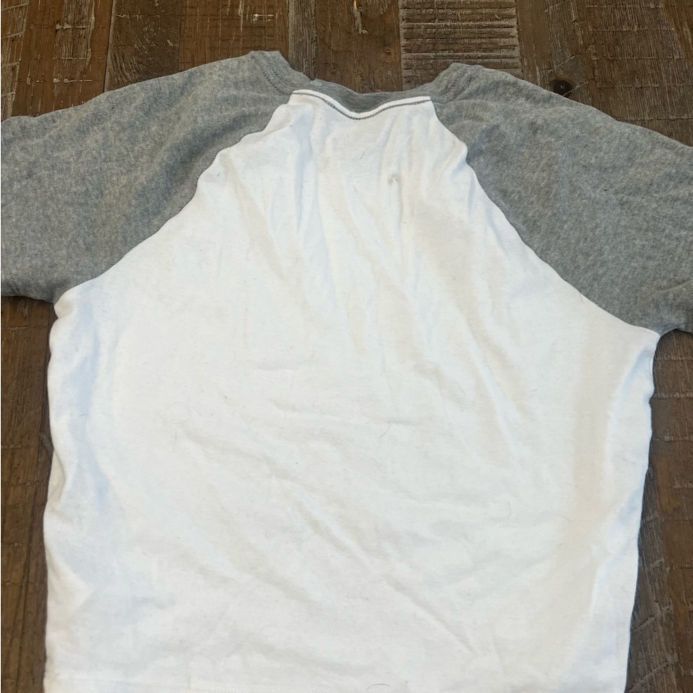 A cute baby tee from Hollister super comfortable!!